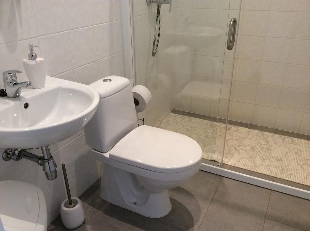Udens Turisma Attistibas Centrs Baka Hotel Gaigalava Kamer foto